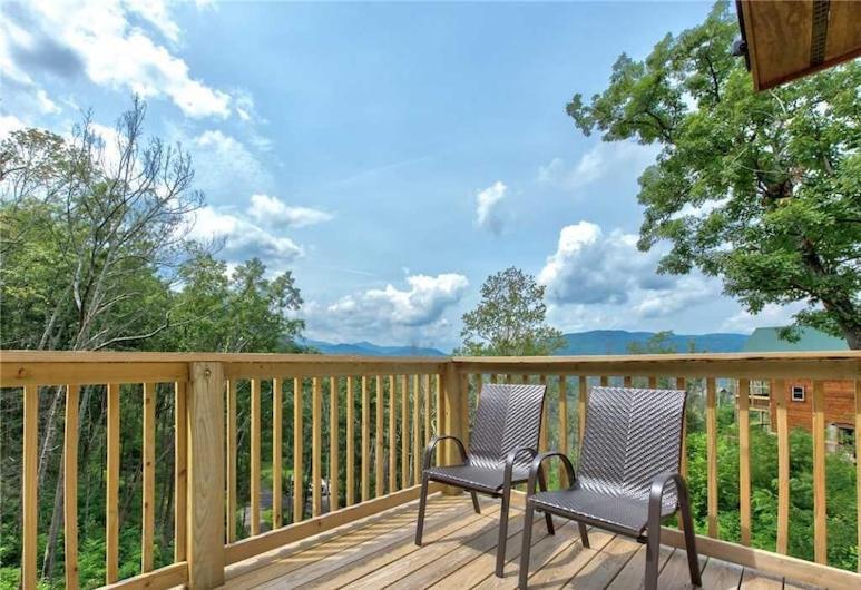 Walnut Ridge Cabin. Sleeps 7-11! Hot Tub, Pool Table, Minutes To Downtown Gatlinburg! المظهر الخارجي الصورة